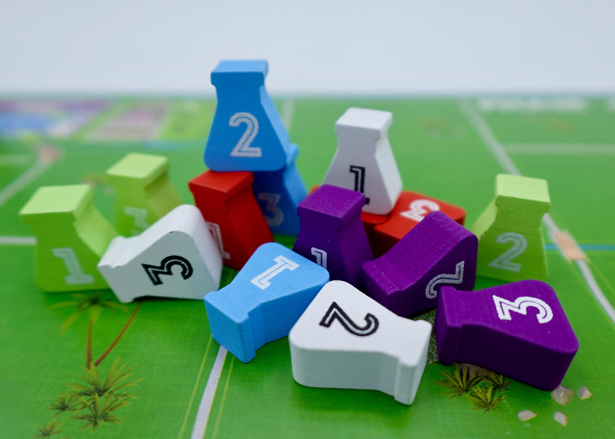 Meeple_Source_Dinosaur_Island_Beakers_1